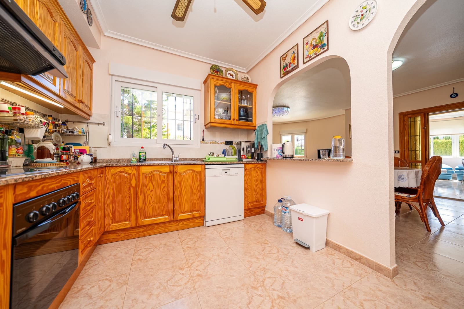 3 soveværelse Villa til salg i Playa Flamenca med swimmingpool - € 565.000 (Ref: 9720341)