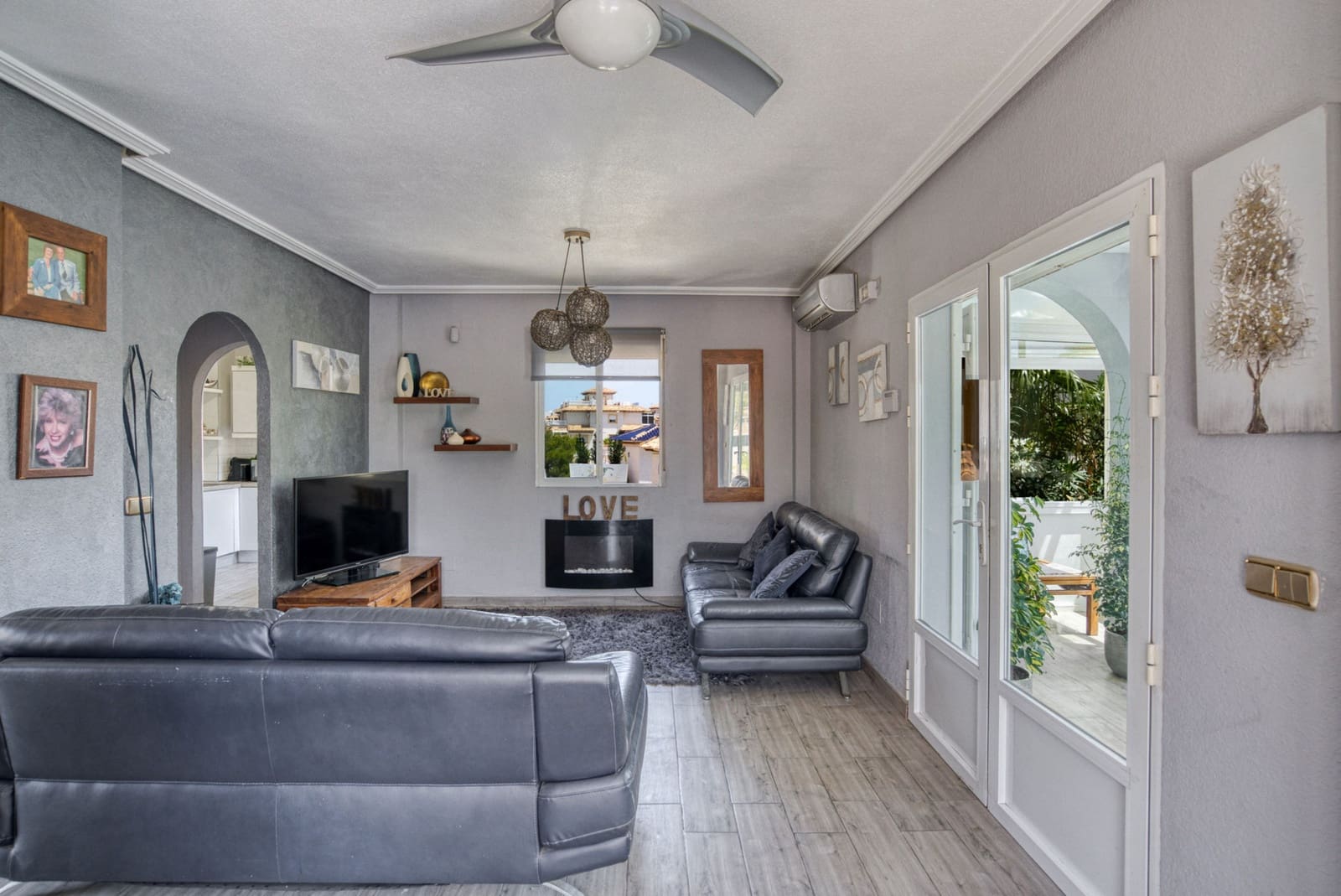 4 soverom Villa til salgs i La Zenia med svømmebasseng - € 399 000 (Ref: 9720486)