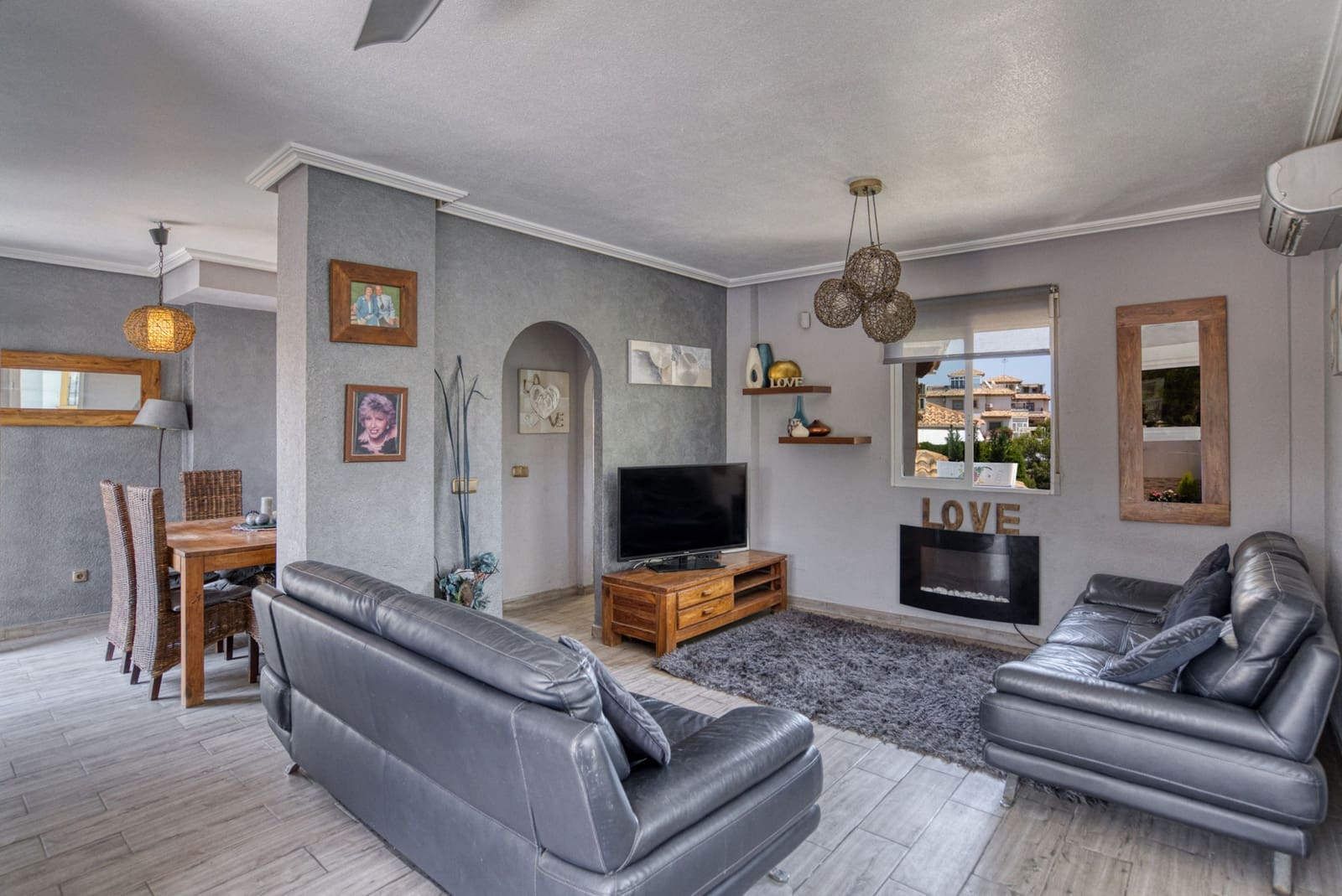 4 soverom Villa til salgs i La Zenia med svømmebasseng - € 399 000 (Ref: 9720486)