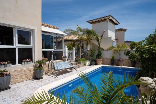 4 quarto Moradia para venda em La Zenia, Orihuela com piscina - 399 000 € (Ref: 9720486)