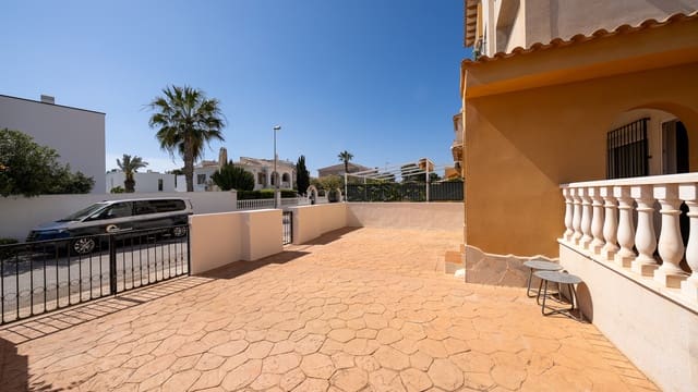 3 Zimmer Apartment zu verkaufen in La Zenia, Orihuela mit Pool - 239.500 € (Ref: 9729520)