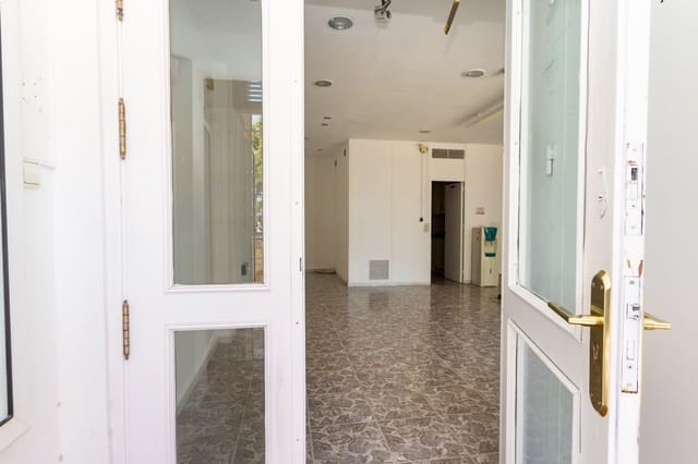 Local Comercial de 1 habitación en Villamartin, Orihuela en alquiler - 1.650 € (Ref: 9737141)