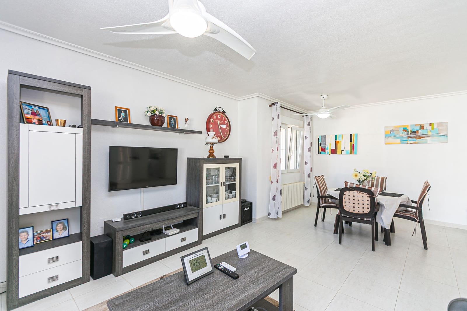 2 slaapkamer Villa te koop in Playa Flamenca met zwembad - € 285.000 (Ref: 9737219)