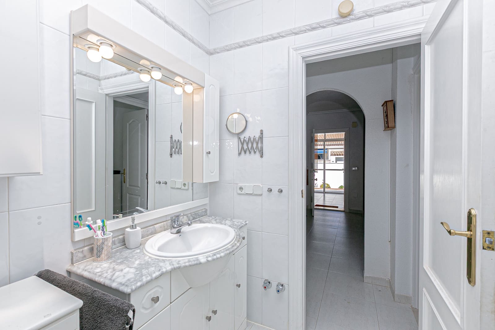 2 slaapkamer Villa te koop in Playa Flamenca met zwembad - € 285.000 (Ref: 9737219)