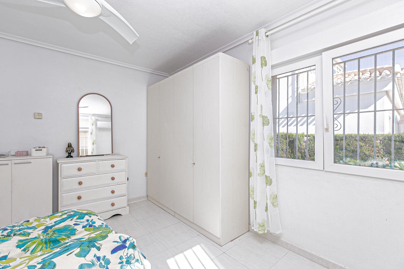 2 slaapkamer Villa te koop in Playa Flamenca met zwembad - € 285.000 (Ref: 9737219)