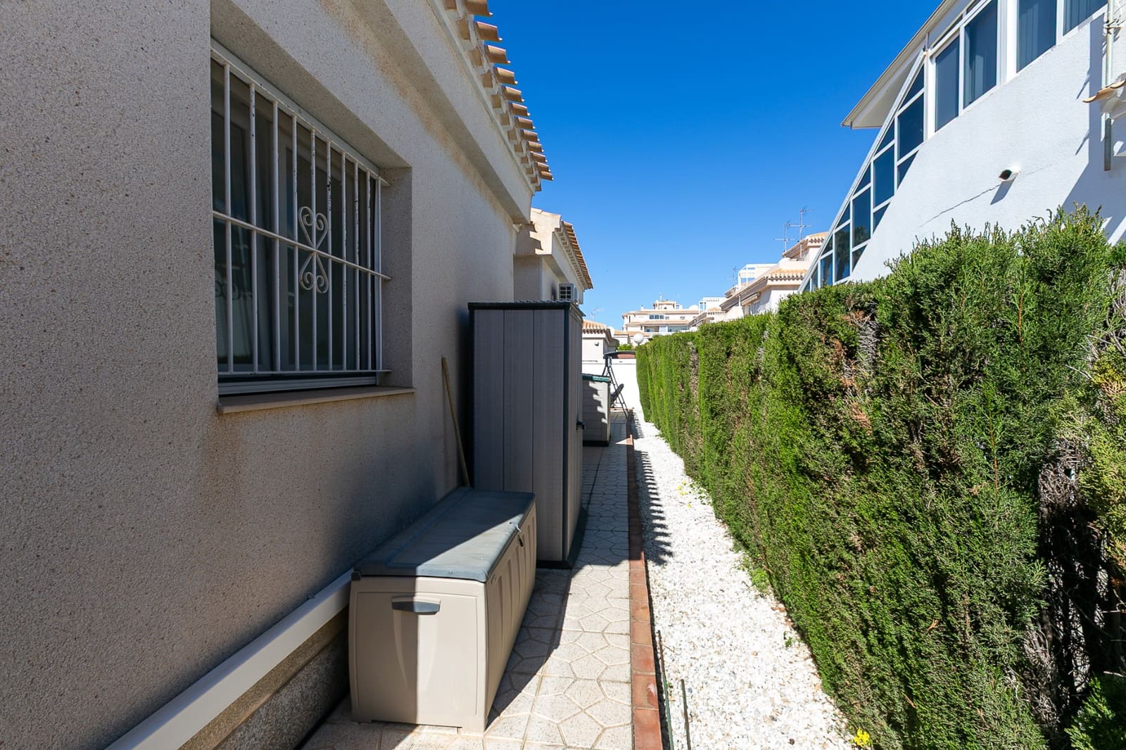 2 slaapkamer Villa te koop in Playa Flamenca met zwembad - € 285.000 (Ref: 9737219)