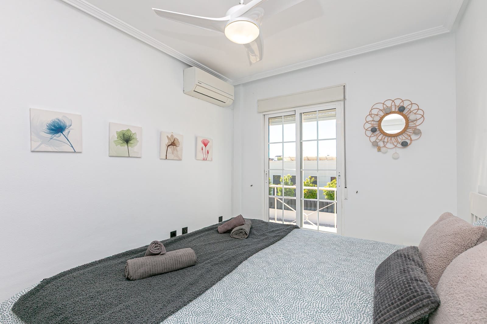 2 soveværelse Bungalow til salg i La Zenia - € 169.900 (Ref: 9753645)