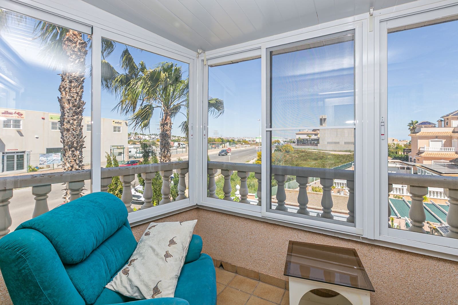 Pareado de 2 habitaciones en La Zenia en venta con piscina - 295.000 € (Ref: 9753646)