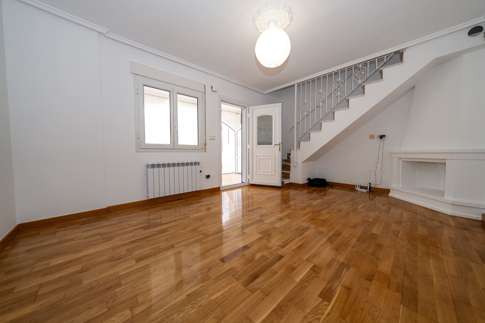 3 makuuhuone Rivitalo myytävänä paikassa Playa Flamenca mukana uima-altaan - 249 500 € (Ref: 9761304)