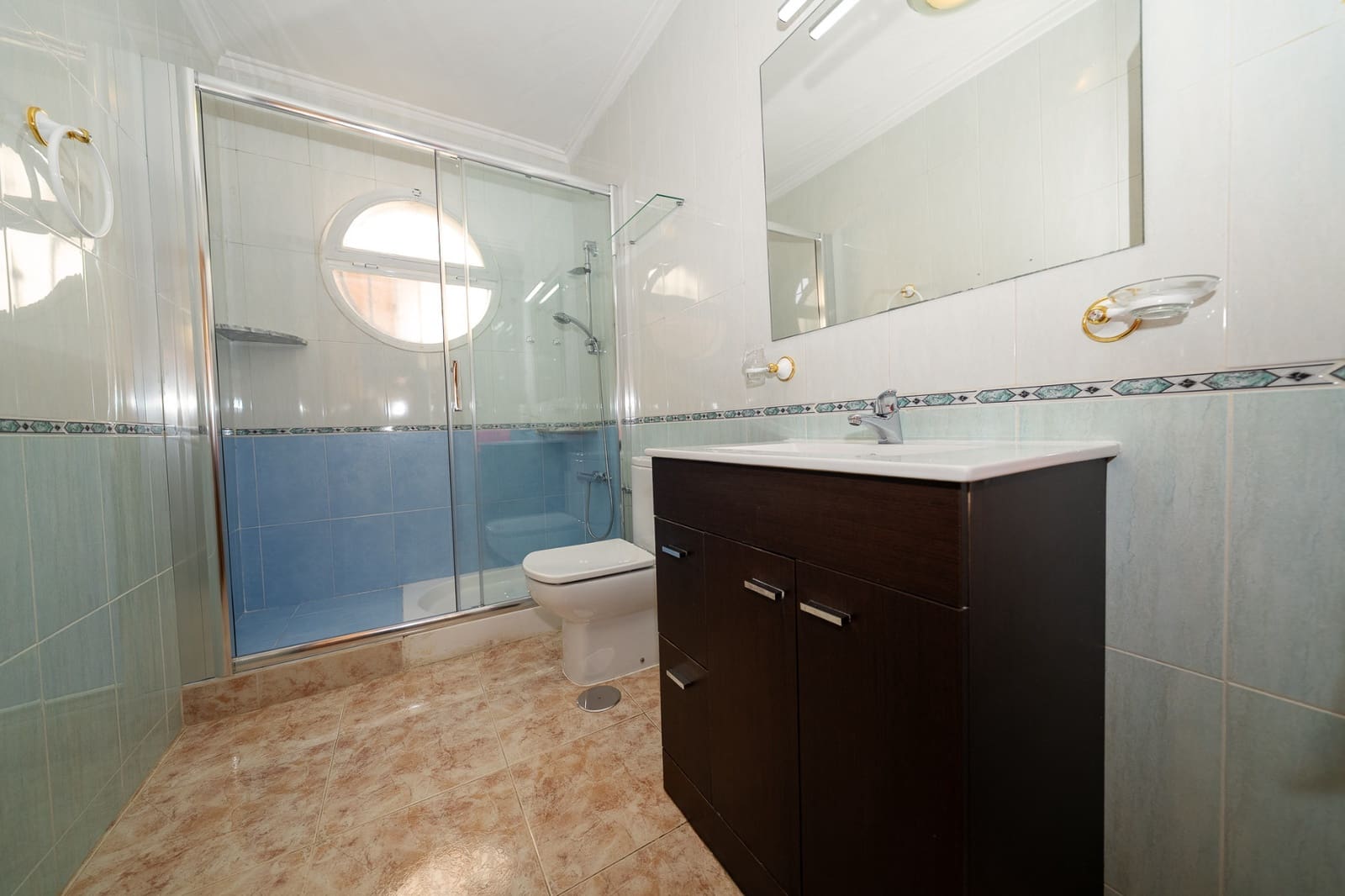 3 makuuhuone Rivitalo myytävänä paikassa Playa Flamenca mukana uima-altaan - 249 500 € (Ref: 9761304)