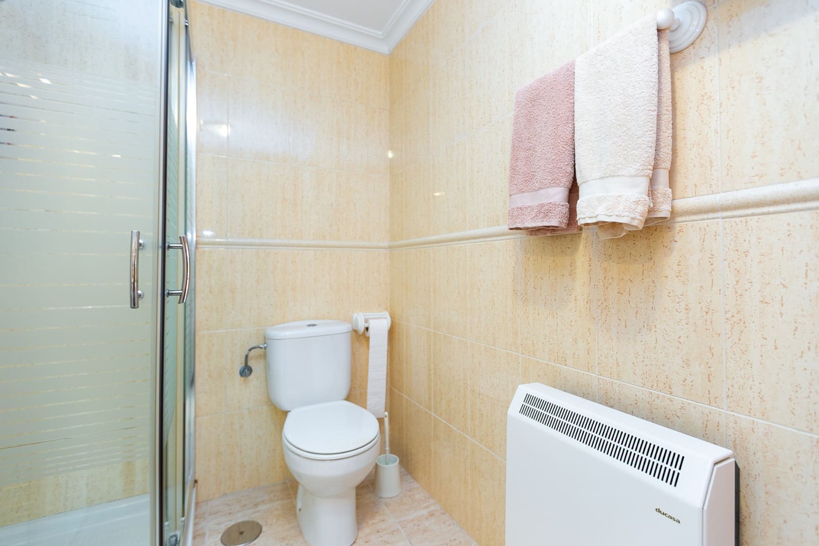 Adosado de 2 habitaciones en Playa Flamenca en venta con piscina garaje - 270.000 € (Ref: 9777126)