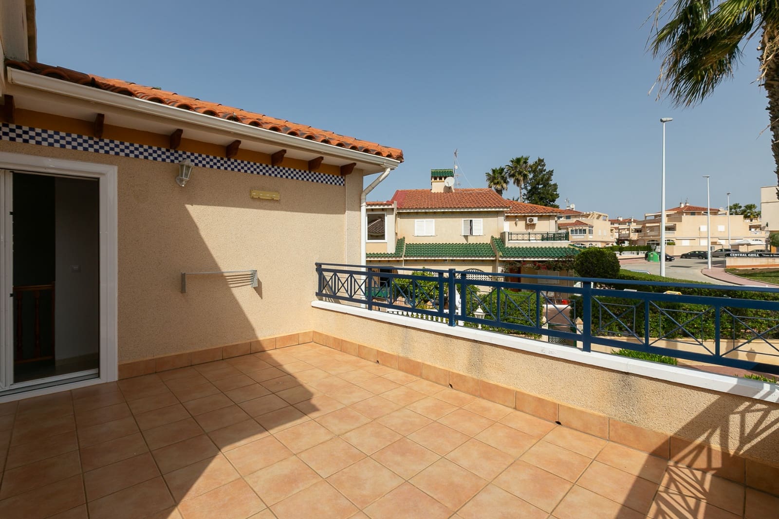 Adosado de 2 habitaciones en Playa Flamenca en venta con piscina garaje - 270.000 € (Ref: 9777126)