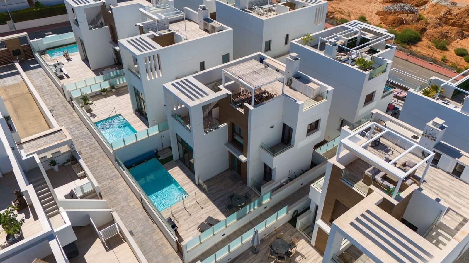 4 slaapkamer Villa te koop in Los Balcones met zwembad - € 449.000 (Ref: 9779089)