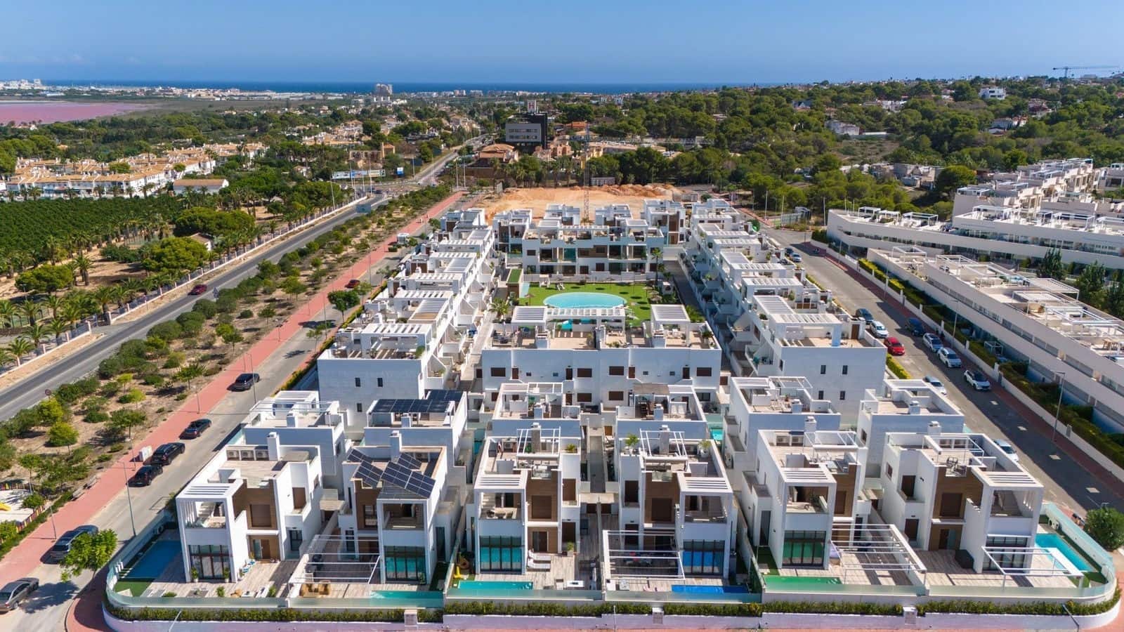 4 slaapkamer Villa te koop in Los Balcones met zwembad - € 449.000 (Ref: 9779089)