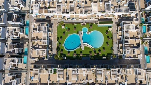 4 slaapkamer Villa te koop in Los Balcones met zwembad - € 449.000 (Ref: 9779089)