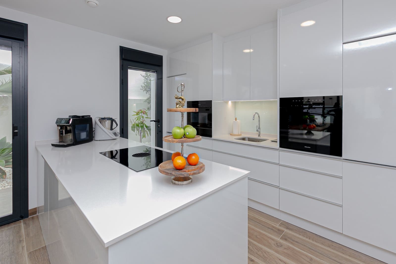 2 soveværelse Villa til salg i Los Montesinos med swimmingpool - € 525.000 (Ref: 9782363)