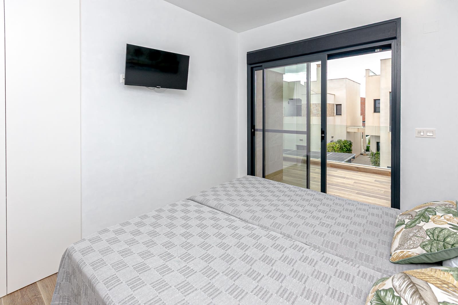 2 soveværelse Villa til salg i Los Montesinos med swimmingpool - € 525.000 (Ref: 9782363)