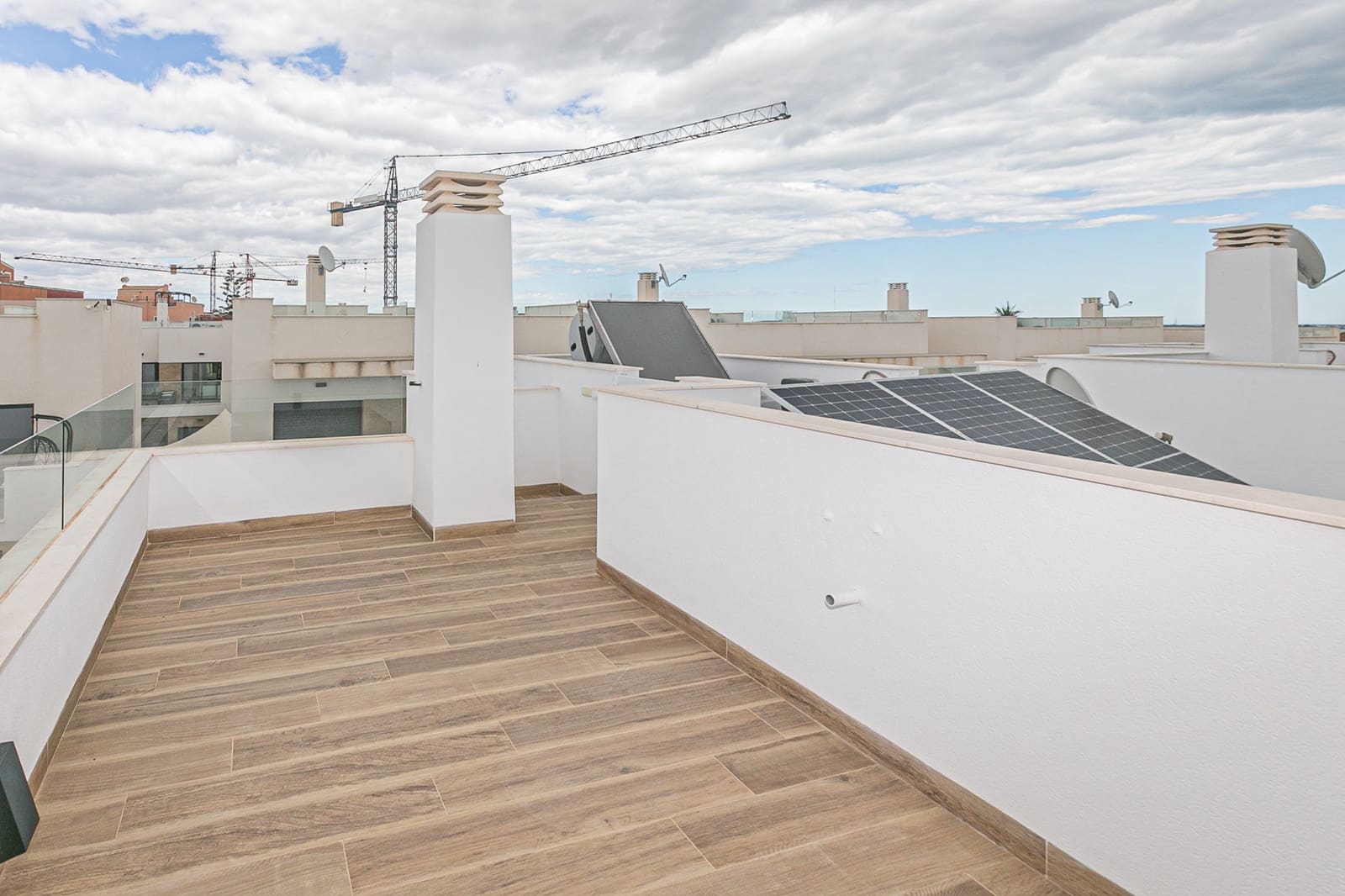 2 soveværelse Villa til salg i Los Montesinos med swimmingpool - € 525.000 (Ref: 9782363)