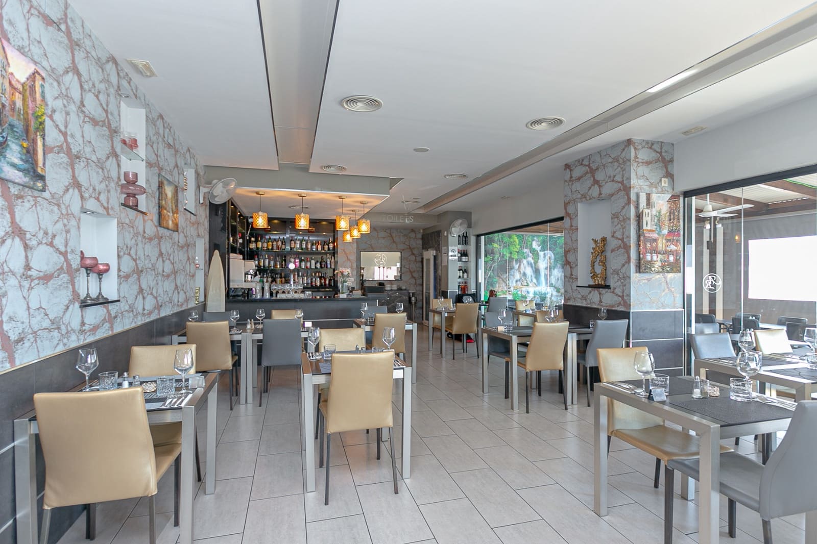 1 bedroom Commercial for sale in Villamartin - € 110,000 (Ref: 9793381)