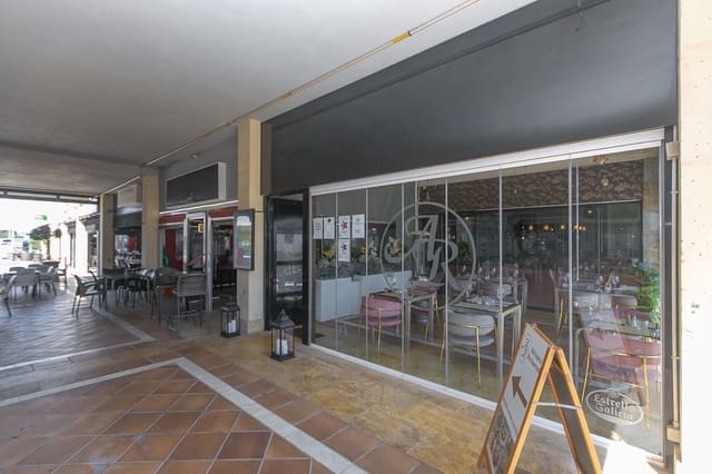 1 makuuhuone Kaupallinen myytävänä paikassa Villamartin, Orihuela - 110 000 € (Ref: 9793381)