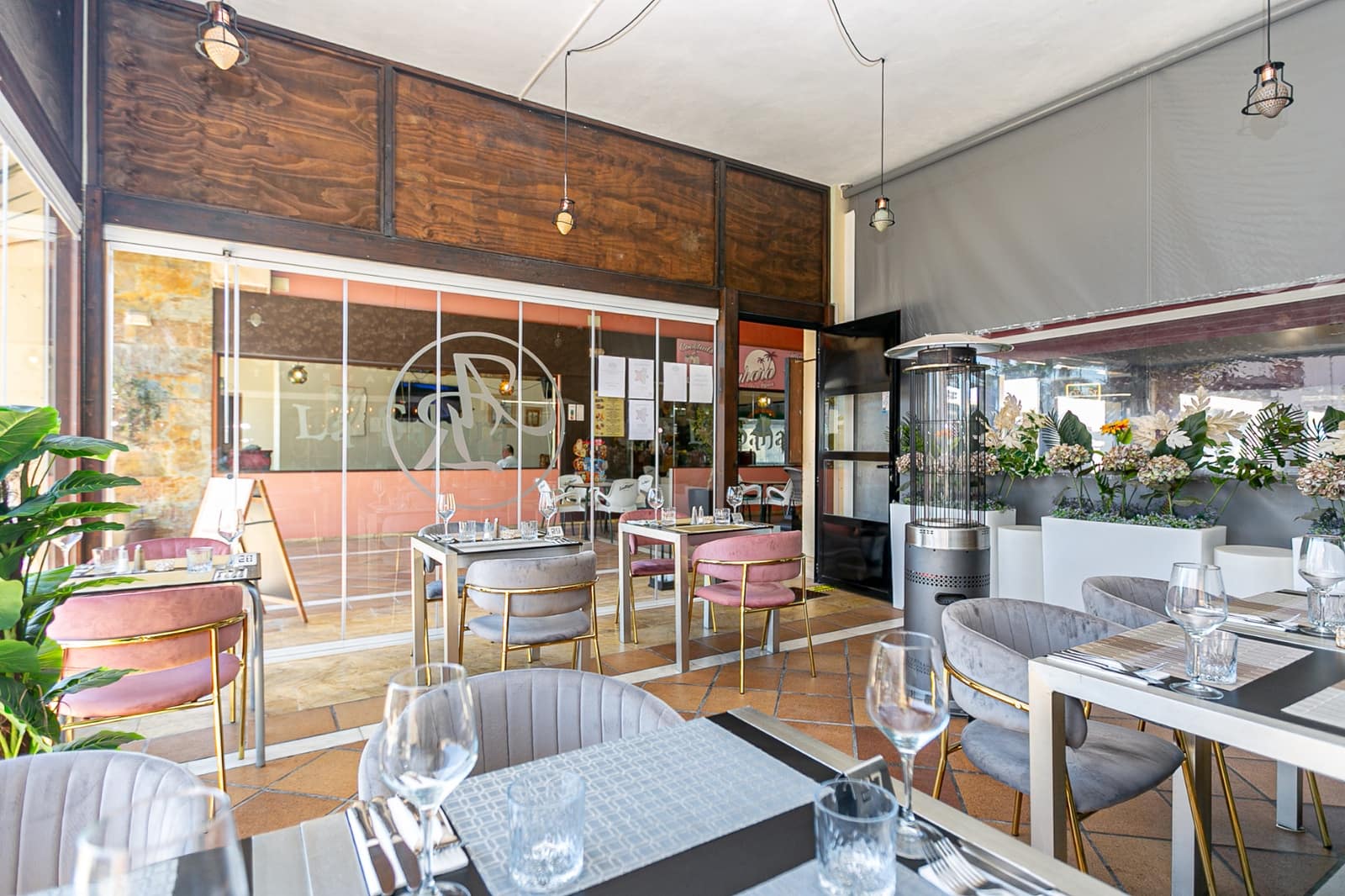 1 bedroom Commercial for sale in Villamartin - € 110,000 (Ref: 9793381)