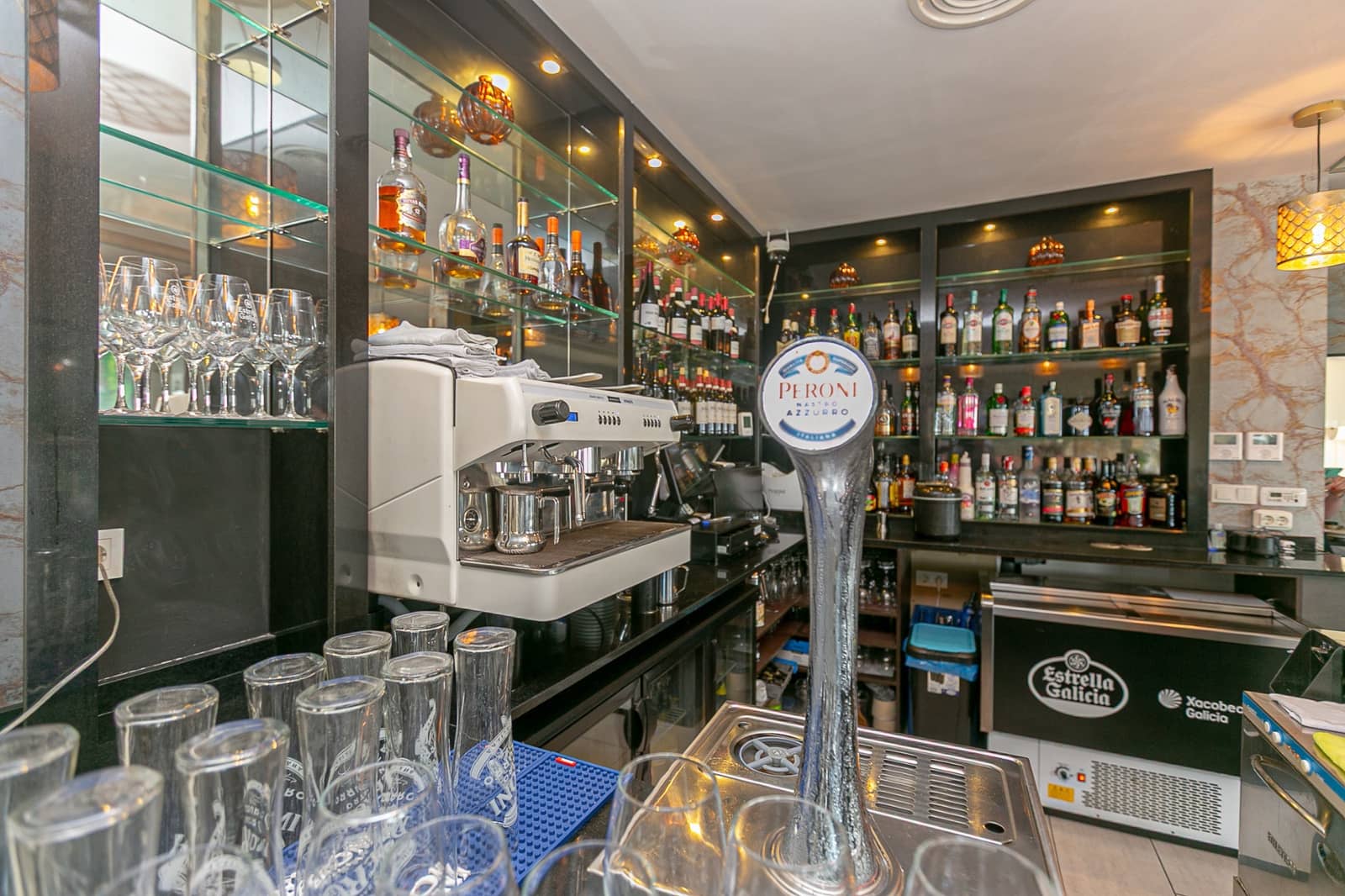 1 bedroom Commercial for sale in Villamartin - € 110,000 (Ref: 9793381)