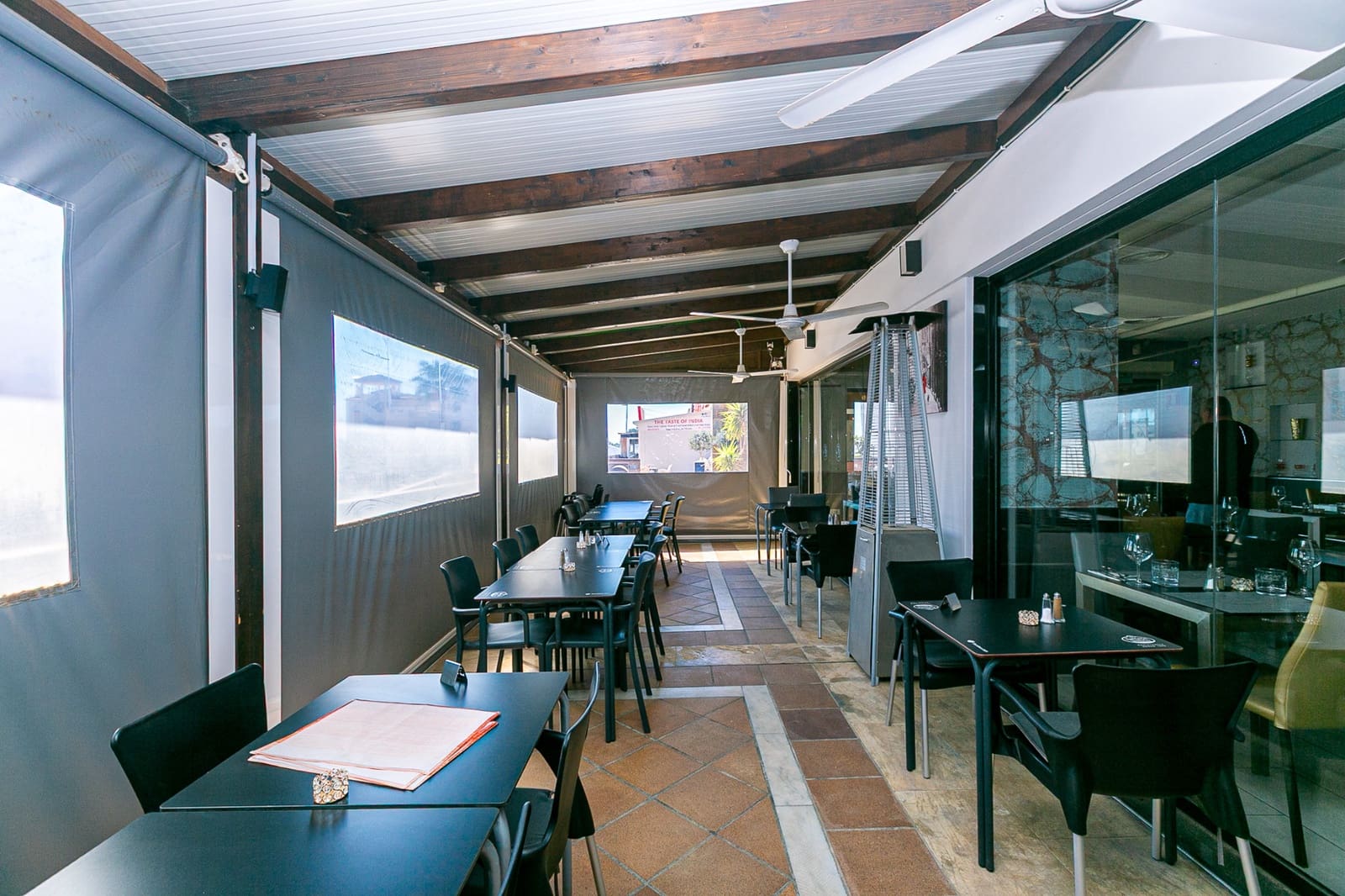 1 bedroom Commercial for sale in Villamartin - € 110,000 (Ref: 9793381)