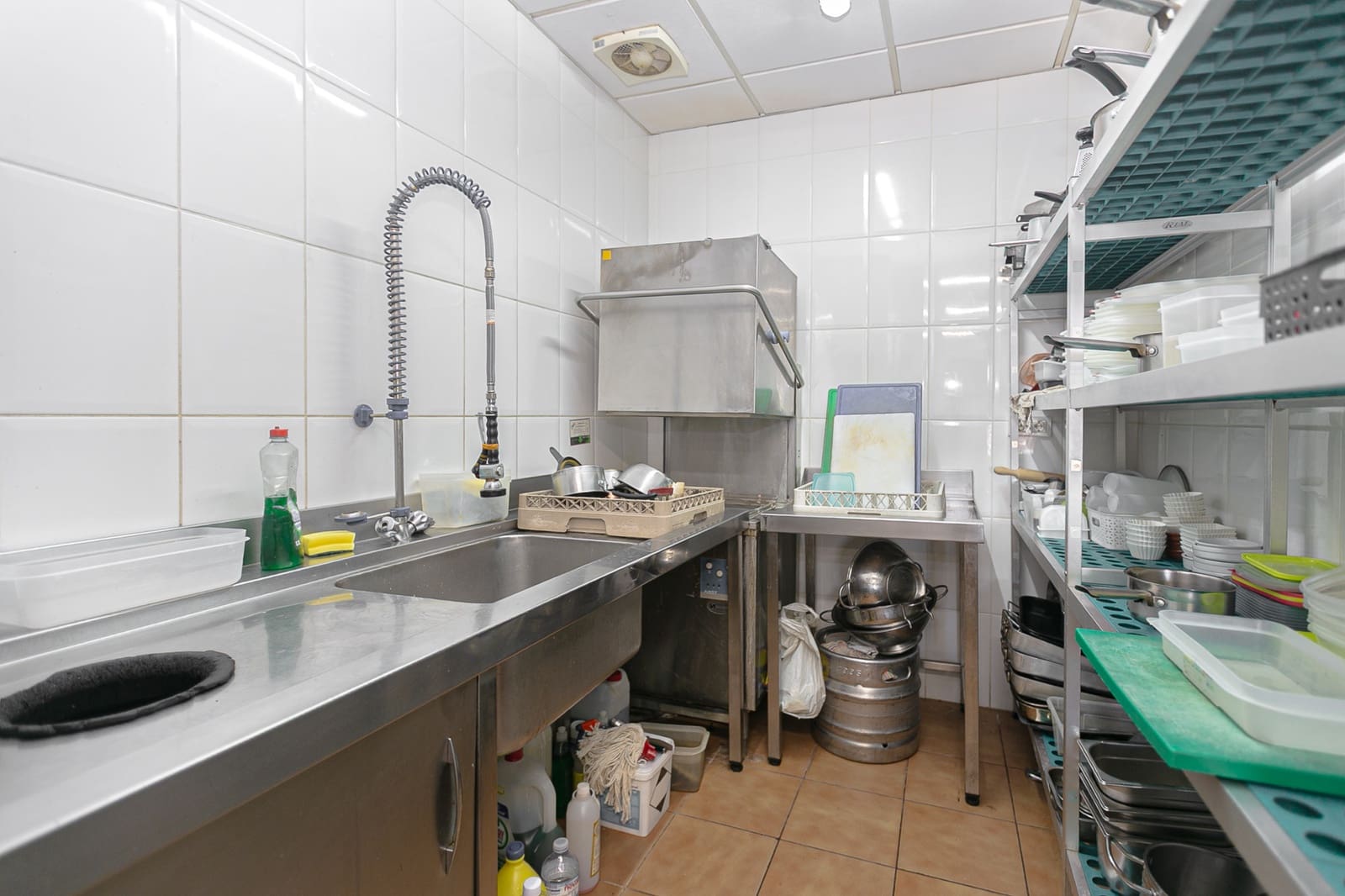 1 bedroom Commercial for sale in Villamartin - € 110,000 (Ref: 9793381)