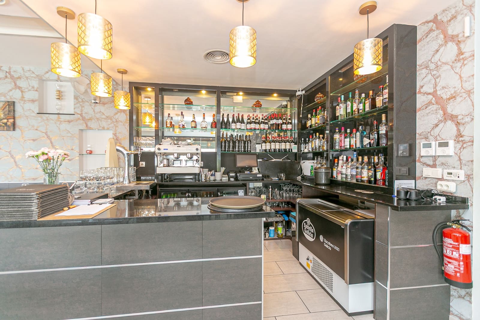 1 bedroom Commercial for sale in Villamartin - € 110,000 (Ref: 9793381)