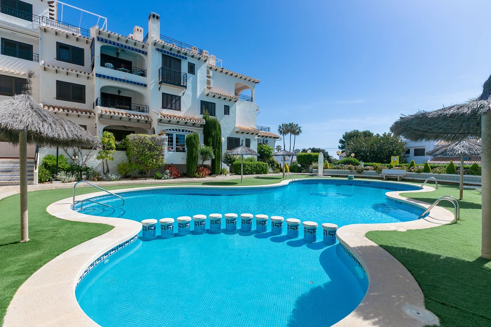 2 slaapkamer Appartement te koop in Cabo Roig met zwembad - € 205.000 (Ref: 9793505)