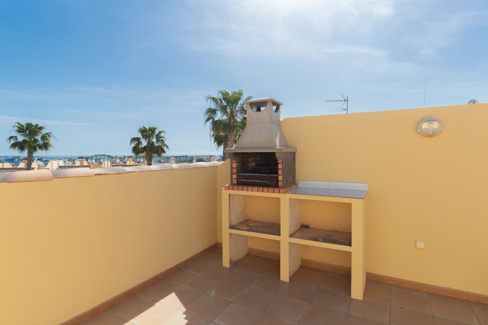 2 soveværelse Byhus til salg i Orihuela Costa med swimmingpool - € 219.000 (Ref: 9795103)
