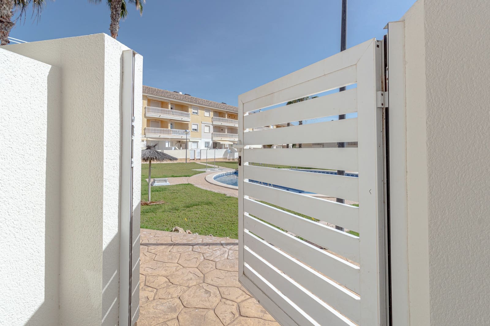 2 soveværelse Byhus til salg i Orihuela Costa med swimmingpool - € 219.000 (Ref: 9795103)