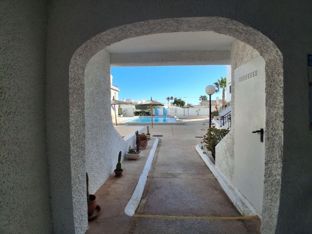 2 quarto Apartamento para venda em Playa Flamenca com piscina - 169 995 € (Ref: 9795533)