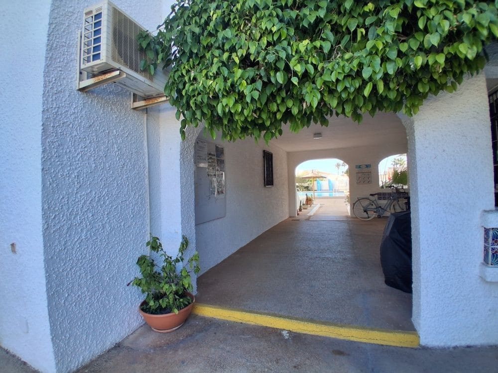 2 quarto Apartamento para venda em Playa Flamenca com piscina - 169 995 € (Ref: 9795533)