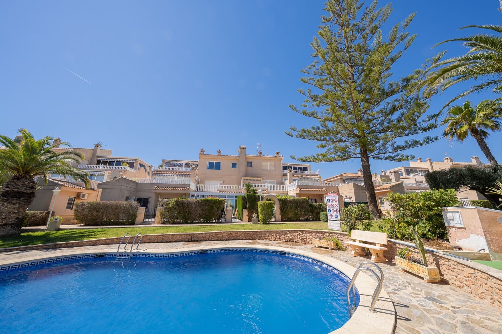 2 sypialnia Apartament na sprzedaż w Playa Flamenca z basenem - 220 000 € (Ref: 9798001)