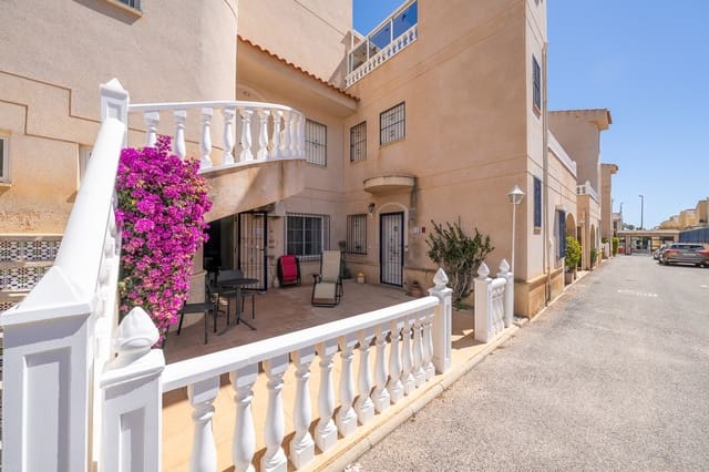4 chambre Appartement à vendre à Playa Flamenca, Orihuela avec piscine - 425 000 € (Ref: 9798386)
