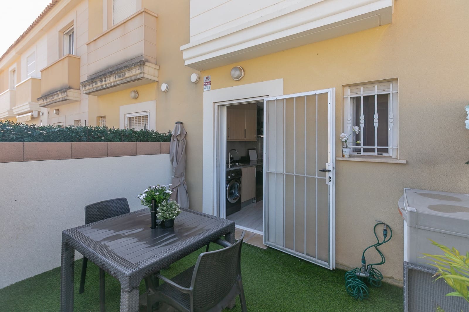 2 quarto Casa em Banda para venda em Orihuela Costa com piscina - 219 000 € (Ref: 9814745)