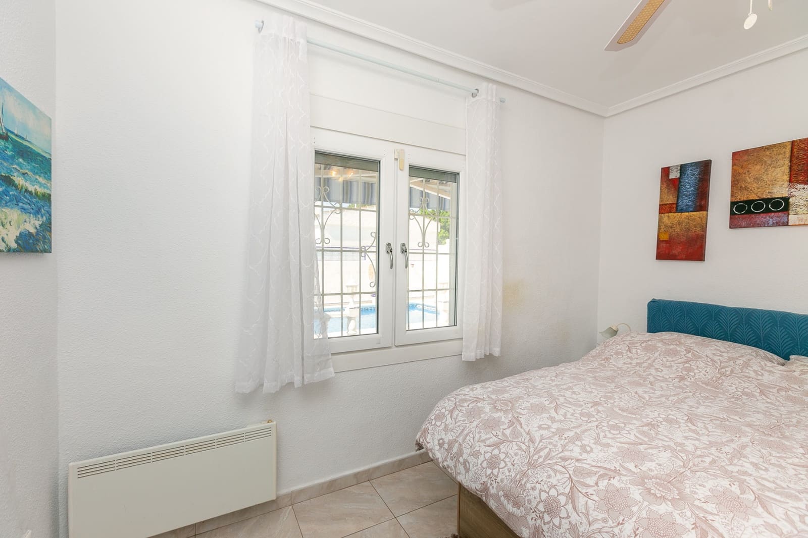 2 chambre Villa/Maison à vendre à Villamartin avec piscine - 320 000 € (Ref: 9819346)
