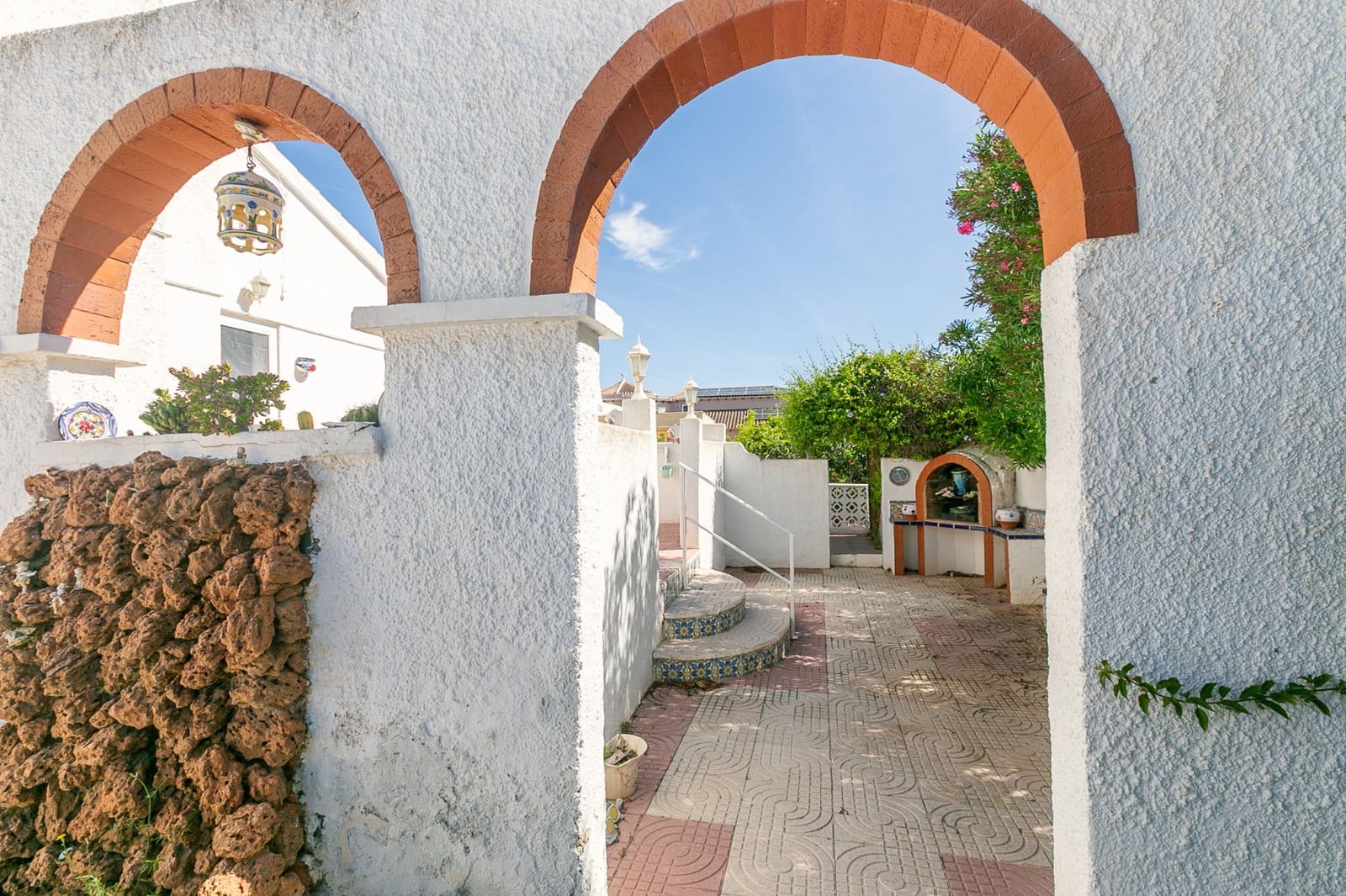 2 chambre Villa/Maison à vendre à Villamartin avec piscine - 320 000 € (Ref: 9819346)