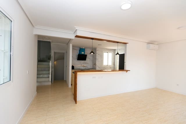 2 soveværelse Rækkehus til salg i Mil Palmeras, Pilar de la Horadada med swimmingpool - € 329.000 (Ref: 9821517)