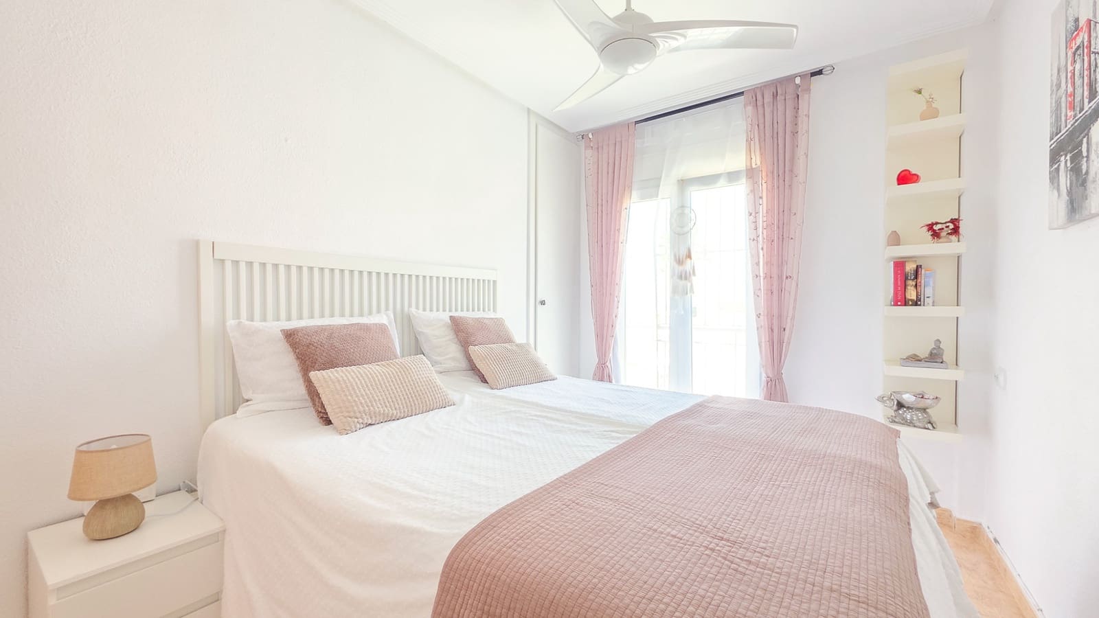 2 soveværelse Rækkehus til salg i Los Balcones med swimmingpool - € 218.500 (Ref: 9827952)