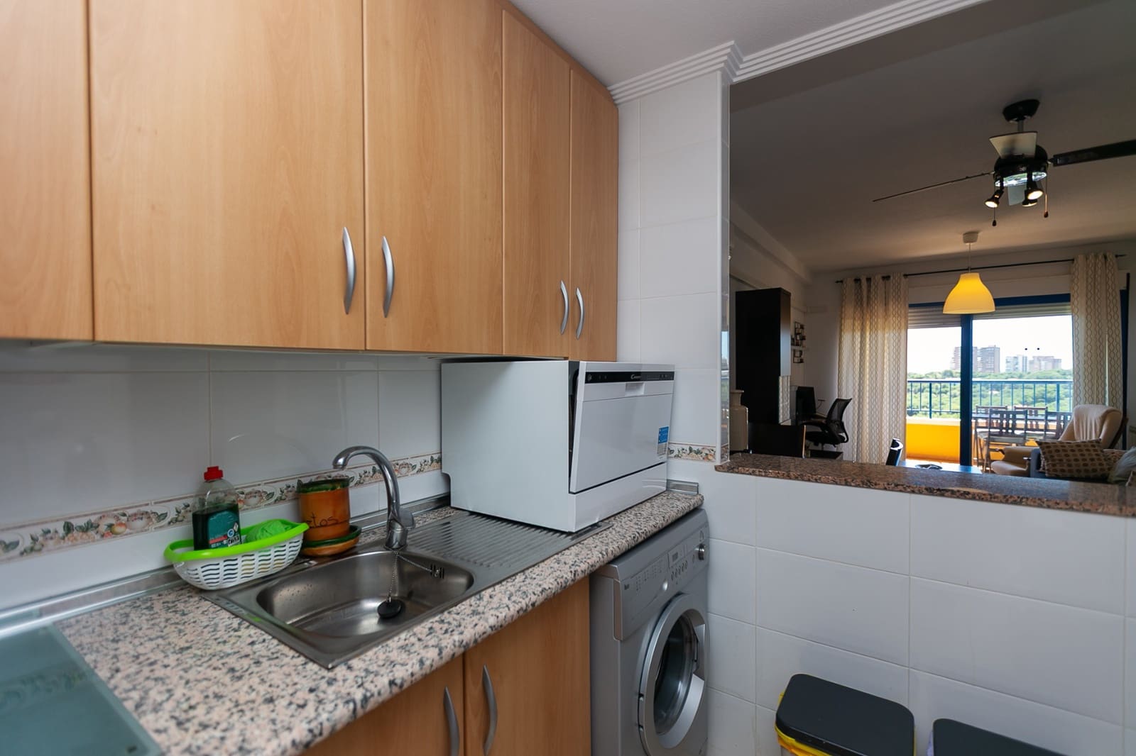 2 bedroom Apartment for sale in Dehesa de Campoamor with pool - € 220,000 (Ref: 9829603)