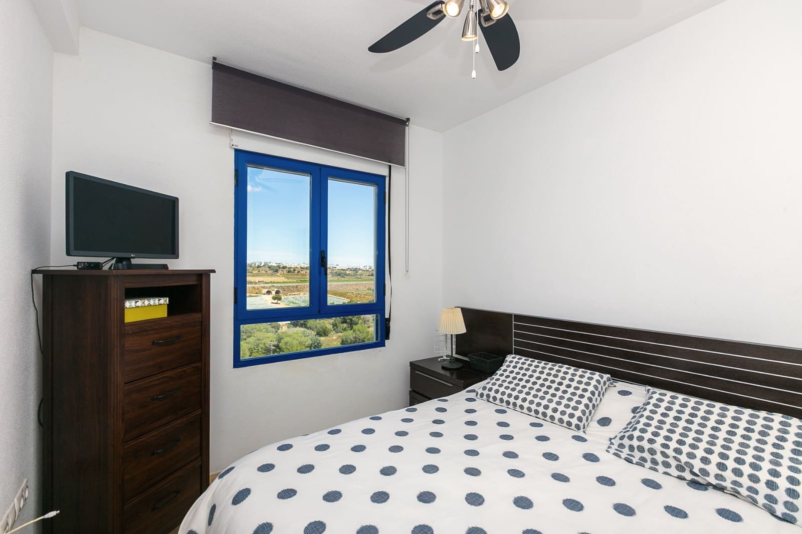 2 bedroom Apartment for sale in Dehesa de Campoamor with pool - € 220,000 (Ref: 9829603)