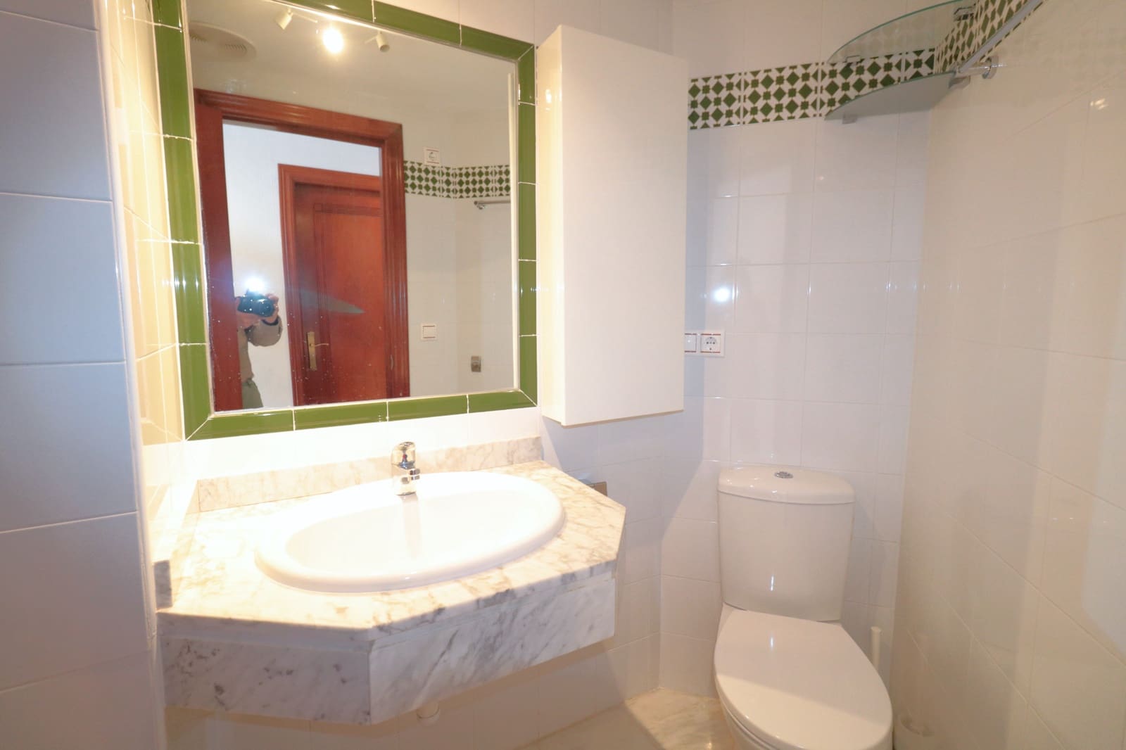 2 soverom Leilighet til salgs i Torrevieja med svømmebasseng - € 265 000 (Ref: 9829877)