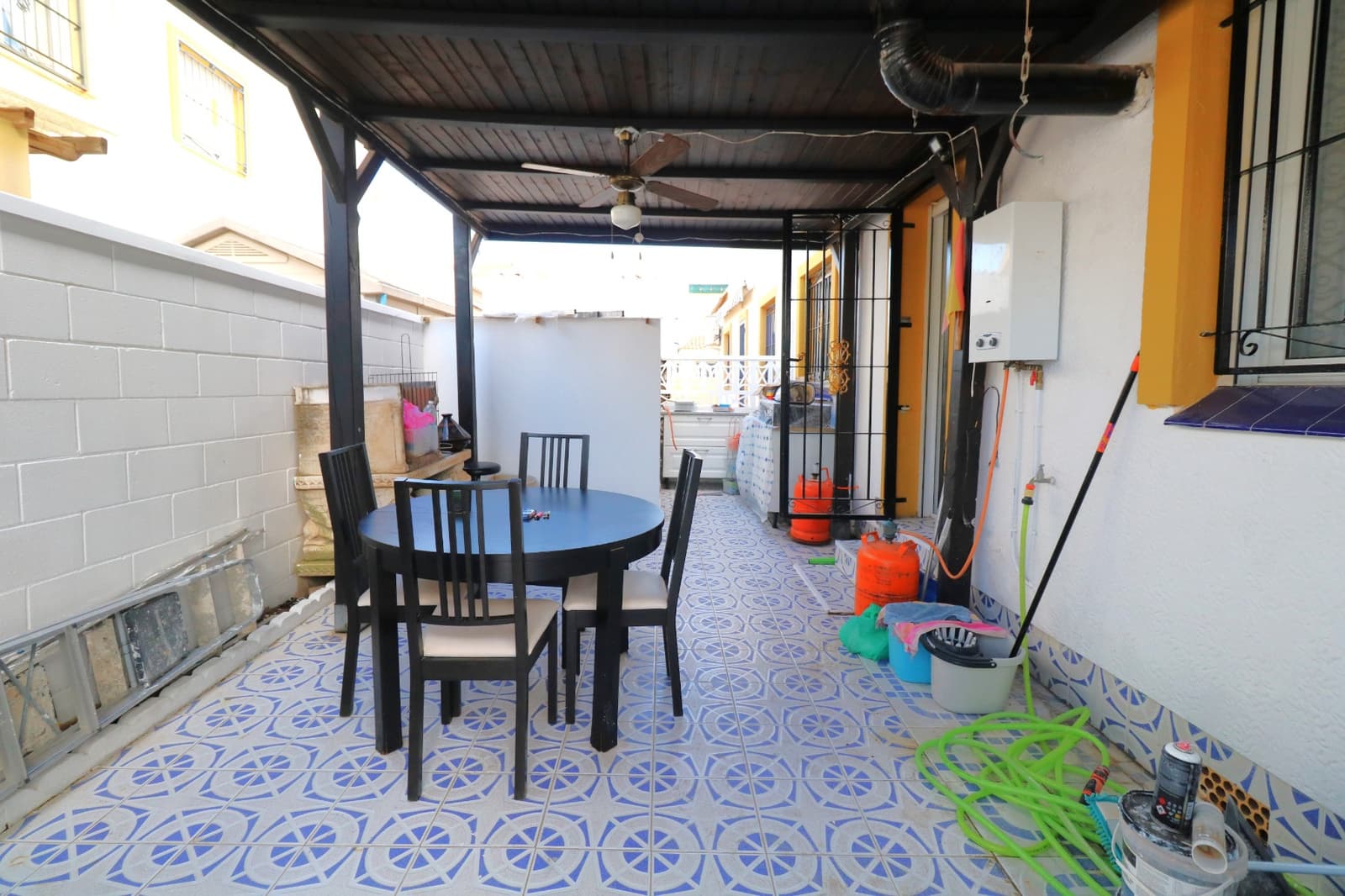 3 sypialnia Dom szeregowy na sprzedaż w Torrevieja z basenem - 228 000 € (Ref: 9829878)