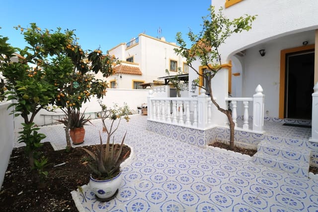 3 soveværelse Rækkehus til salg i El Chaparral - La Siesta - La Torreta, Torrevieja med swimmingpool - € 228.000 (Ref: 9829878)