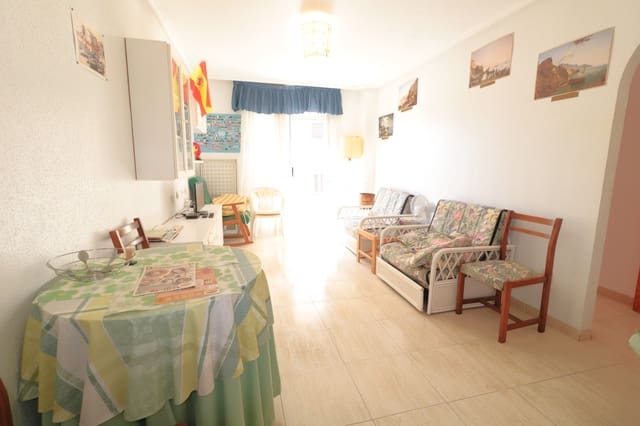 2 slaapkamer Appartement te koop in Avenida Habaneras - Curva de Palangre, Torrevieja met zwembad - € 136.300 (Ref: 9830137)