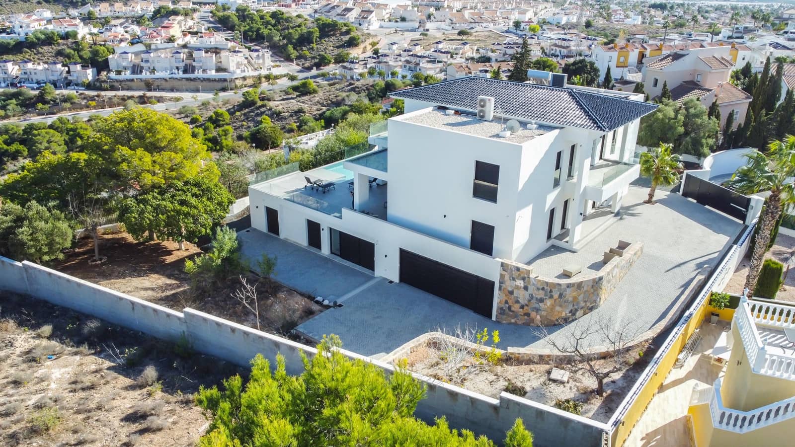 6 soveværelse Villa til salg i Ciudad Quesada med swimmingpool garage - € 2.300.000 (Ref: 9832043)