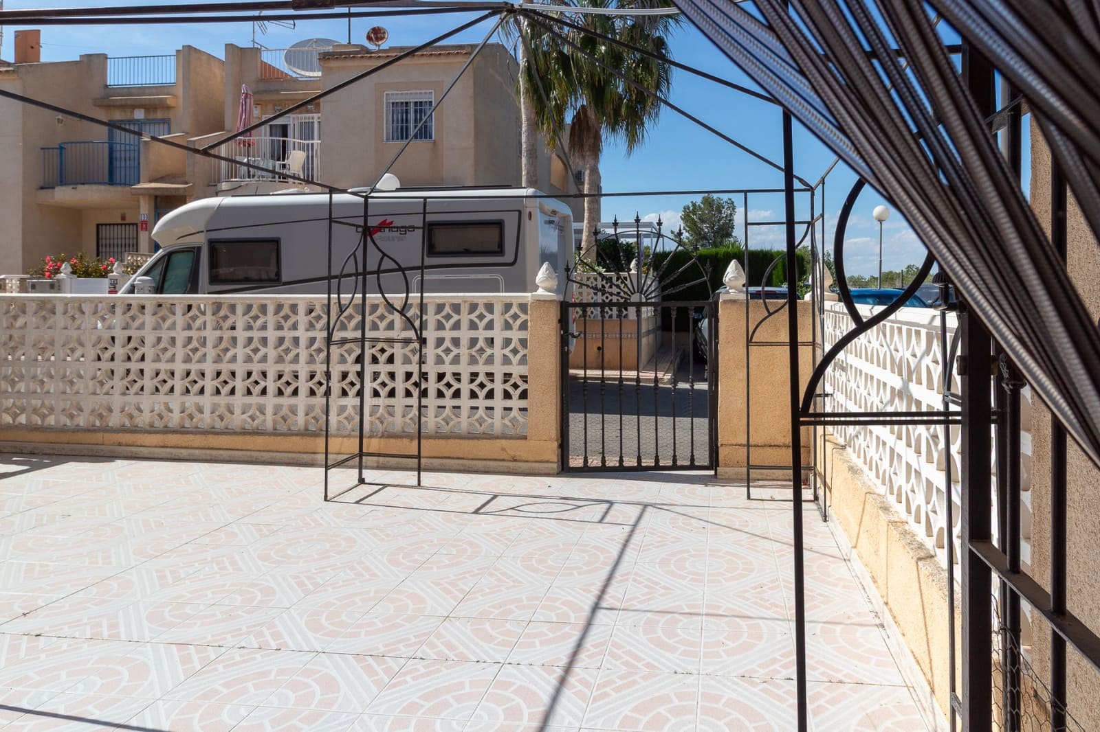 3 bedroom Bungalow for sale in San Luis with pool - € 125,000 (Ref: 9832768)