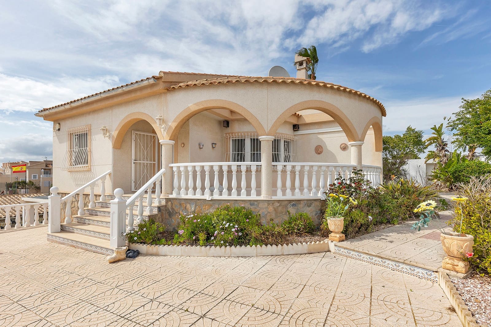 3 soveværelse Villa til salg i La Marina med swimmingpool - € 490.000 (Ref: 9834093)